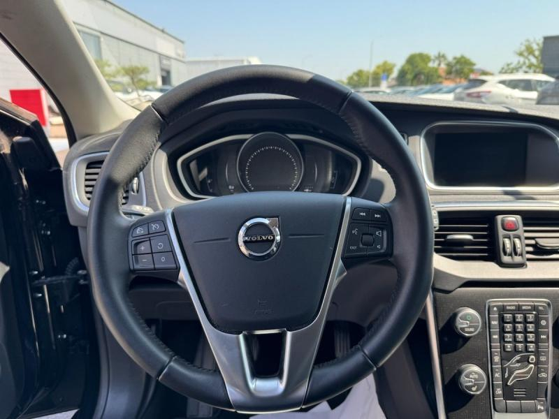 VOLVO V40 d’occasion à vendre à NÎMES chez MAS AUTO (Photo 11)