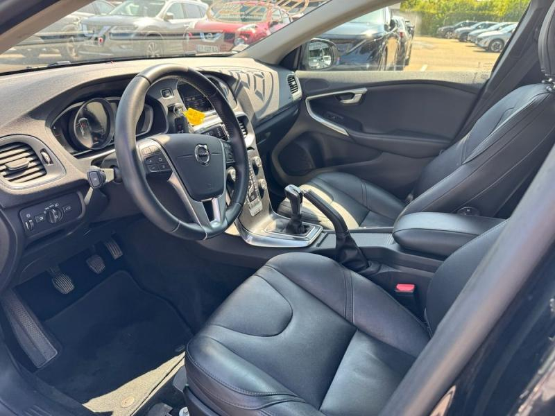 VOLVO V40 d’occasion à vendre à NÎMES chez MAS AUTO (Photo 14)