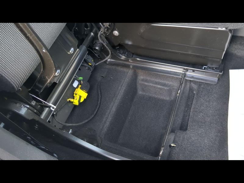 OPEL Combo Cargo VUL d’occasion à vendre à NÎMES chez MAS AUTO (Photo 14)